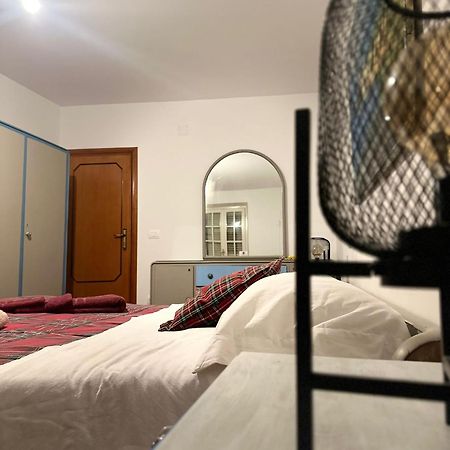 Lorenzo il Magnifico Bed and Breakfast Celano Esterno foto