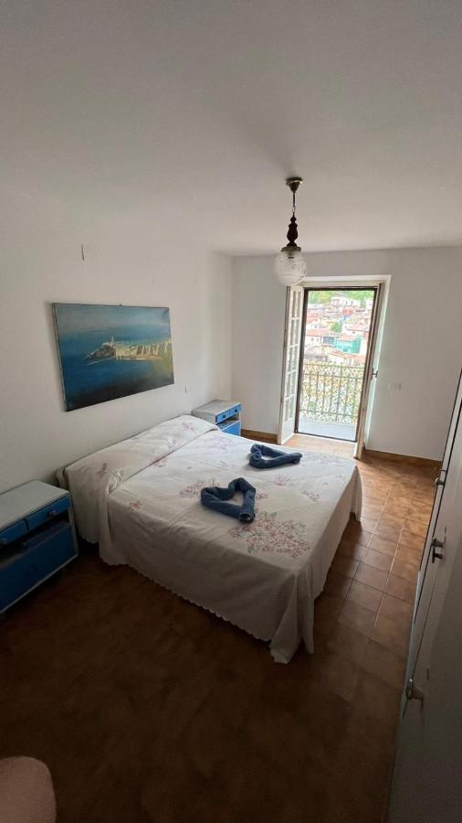 Lorenzo il Magnifico Bed and Breakfast Celano Esterno foto