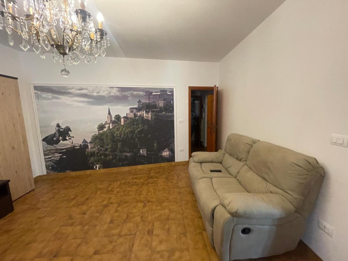 Lorenzo il Magnifico Bed and Breakfast Celano Esterno foto