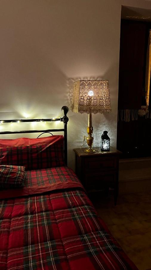 Lorenzo il Magnifico Bed and Breakfast Celano Esterno foto